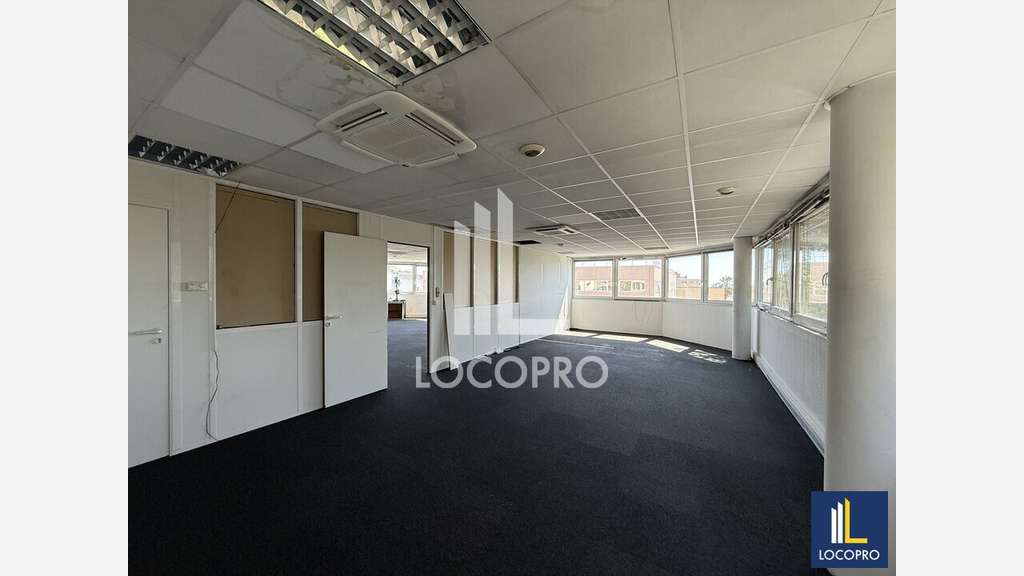 A louer bureaux 200m² RDC à Villeneuve-Loubet