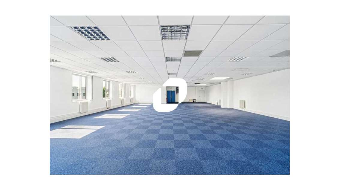 A louer Bureaux 123m² Villepinte