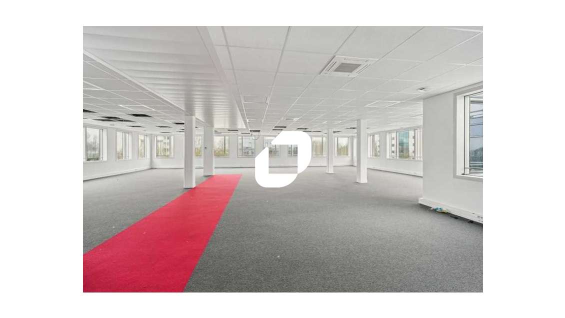 A louer Bureaux 484m² Villepinte