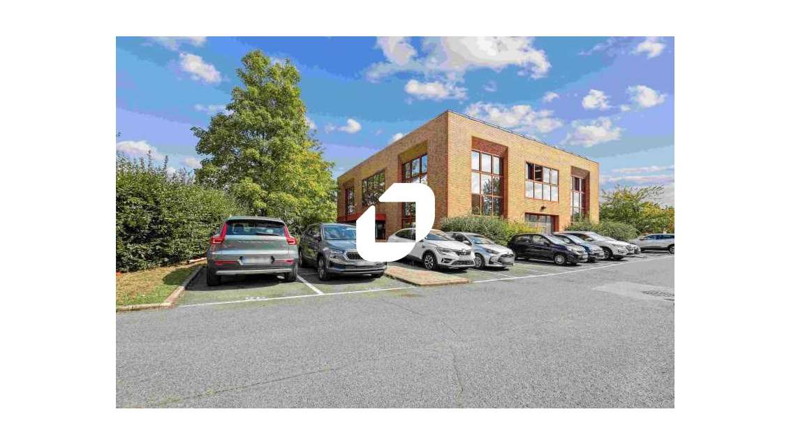 A louer Bureaux 111m² Villepinte