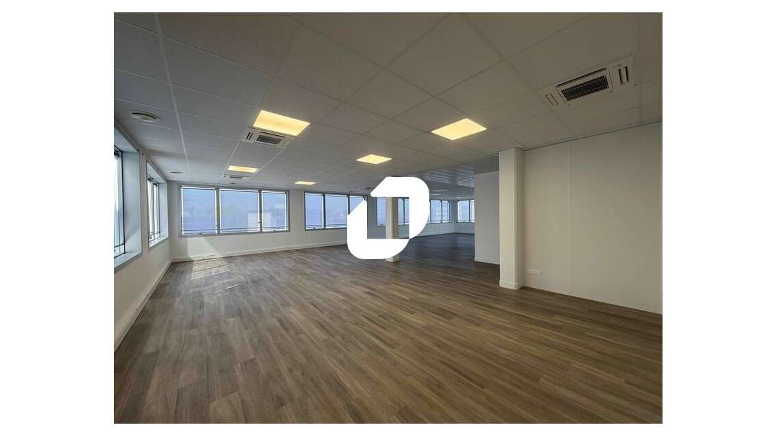 A louer Bureaux 135m² Villepinte