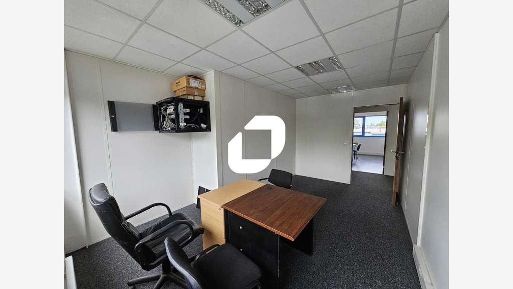 A louer Bureaux 264m² Villepinte
