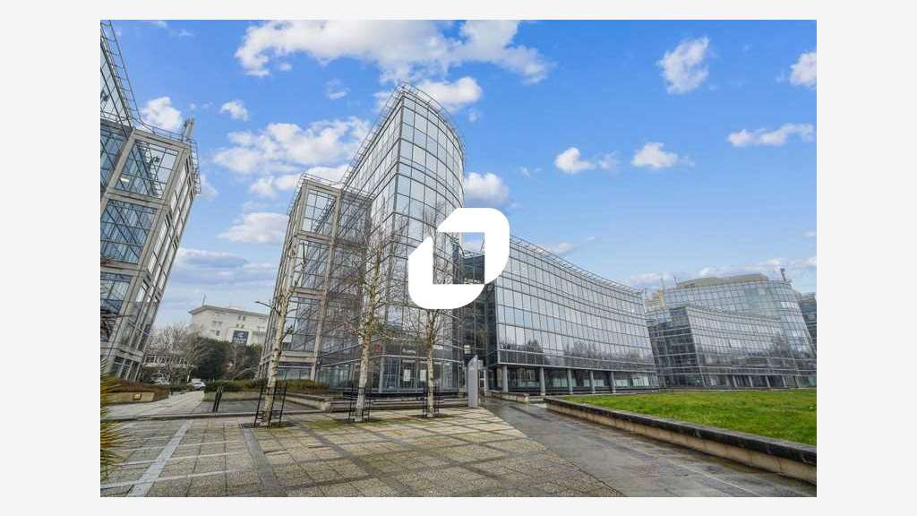 A louer Bureaux 315m² Villepinte