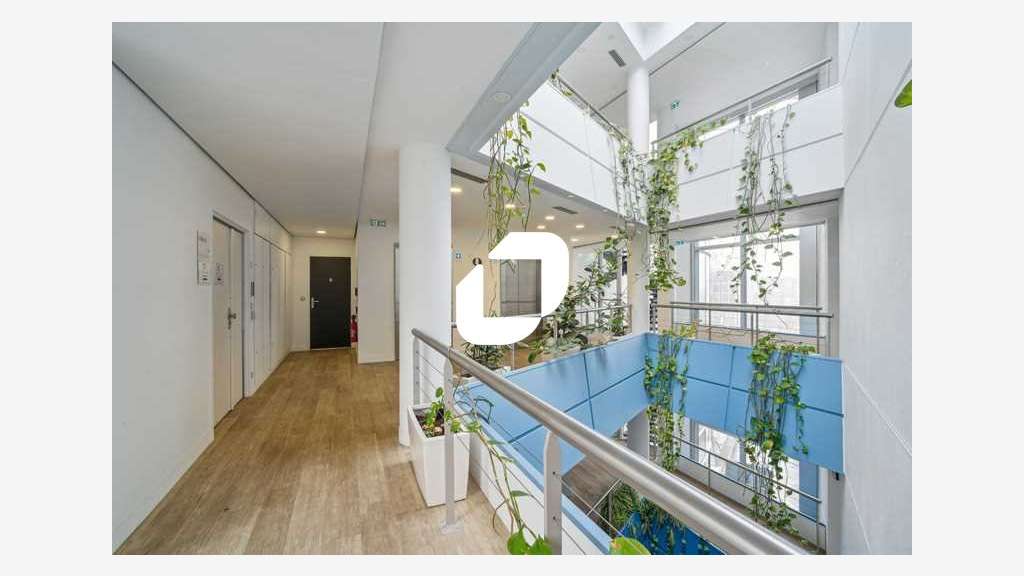 A louer Bureaux 315m² Villepinte