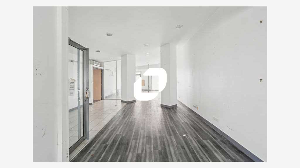 A louer Bureaux 182m² Villepinte