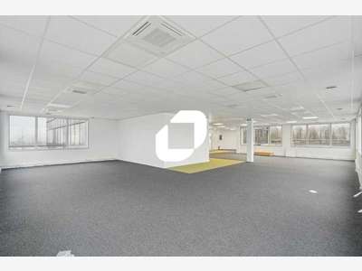 A louer Bureaux 182m² Villepinte