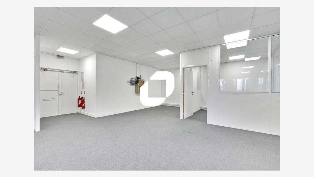 A louer Bureaux 147m² Villepinte