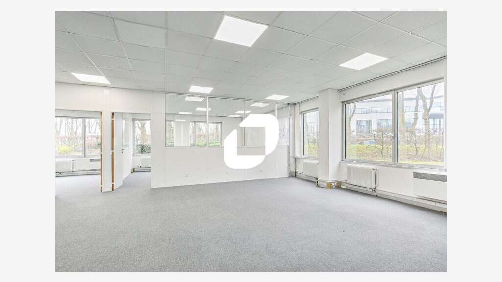 A louer Bureaux 147m² Villepinte