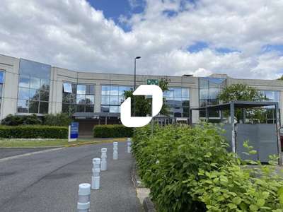 A louer Bureaux 220m² Villepinte