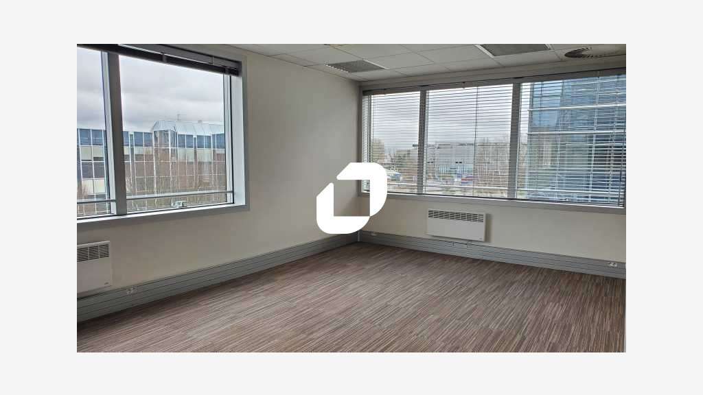 A louer Bureaux 225m² Villepinte