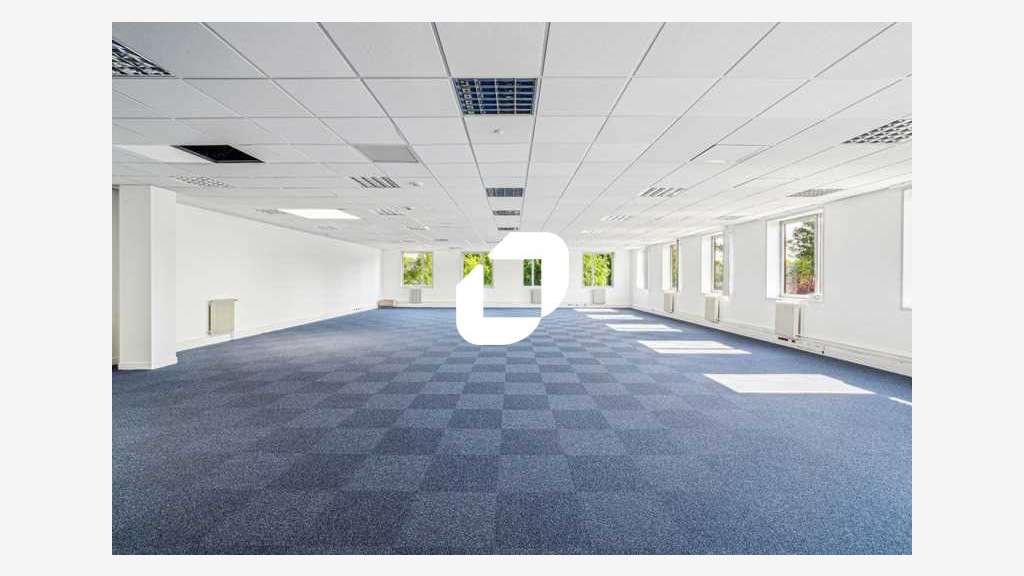 A louer Bureaux 260m² Villepinte