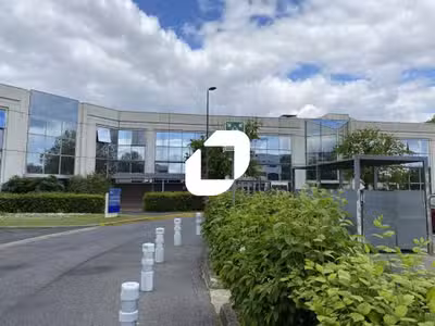 A louer Bureaux 220m² Villepinte