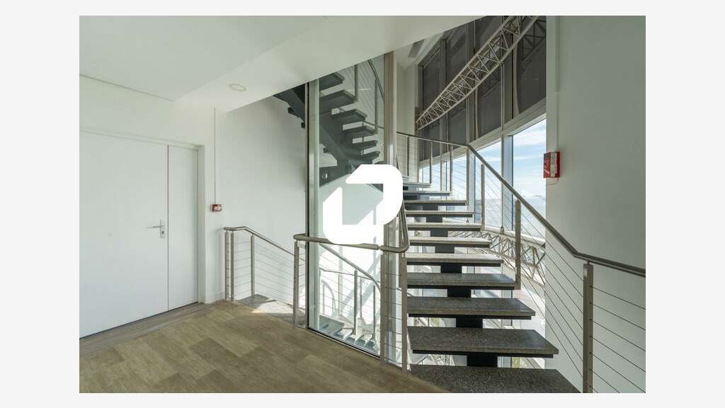 A louer Bureaux 135m² Villepinte