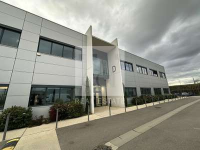 A louer bureaux 338m² climatisés à Villeurbanne