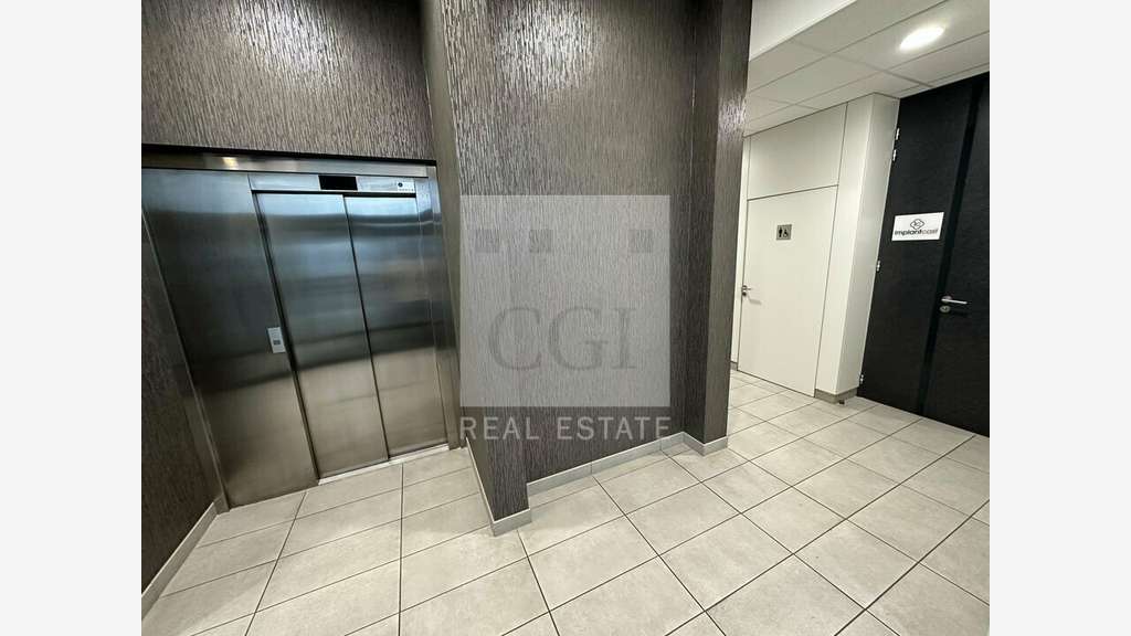 A louer bureaux 338m² climatisés à Villeurbanne