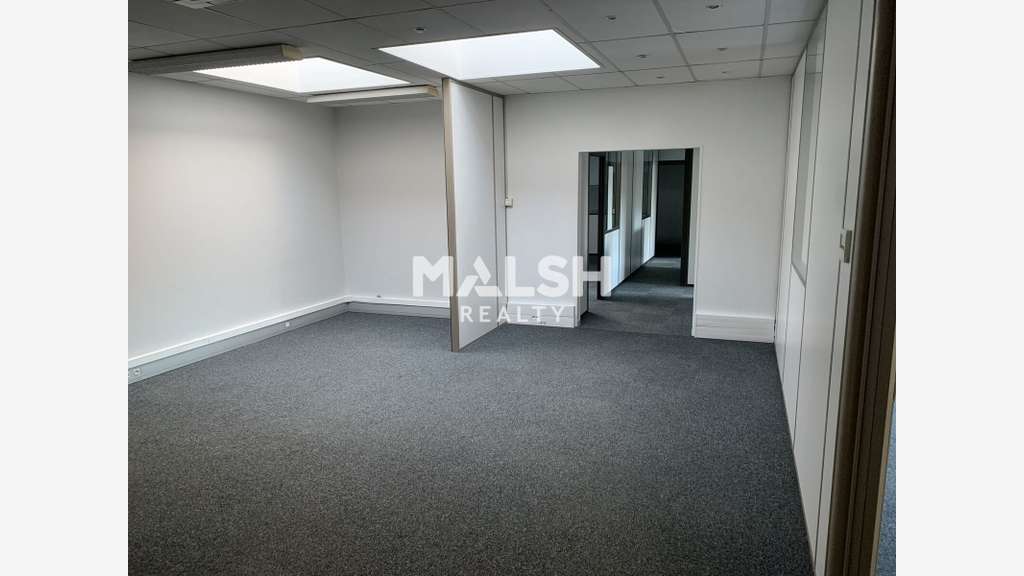 A louer bureaux 281m² à Villeurbanne Gratte-Ciel