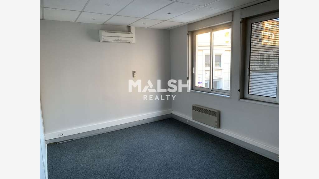 A louer bureaux 281m² à Villeurbanne Gratte-Ciel