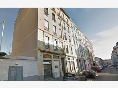A louer bureaux rénovés 130m² à Villeurbanne