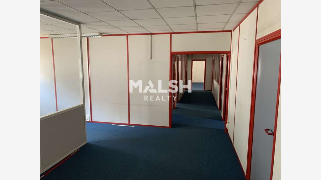 A louer bureaux 957m² divisibles à Villeurbanne