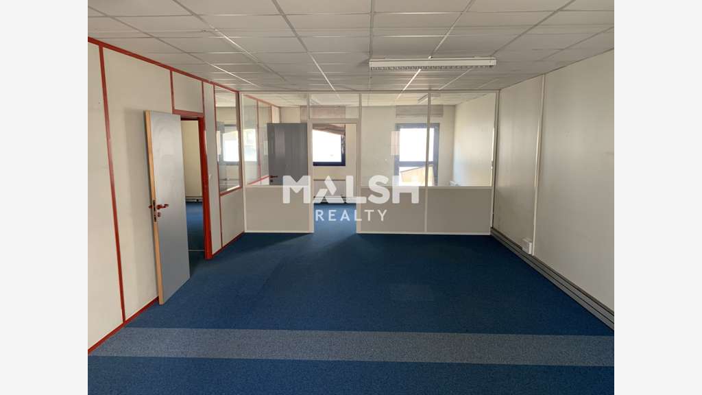 A louer bureaux 957m² divisibles à Villeurbanne
