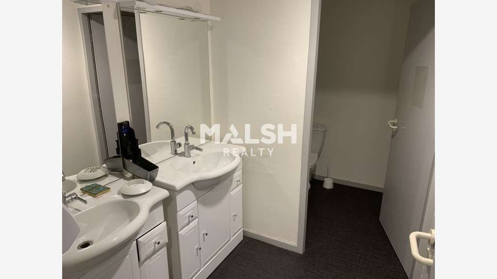 A louer bureaux 454m² RDC à Villeurbanne