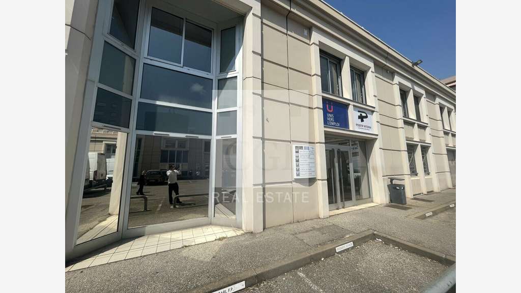 Bureaux modulables à louer à Villeurbanne