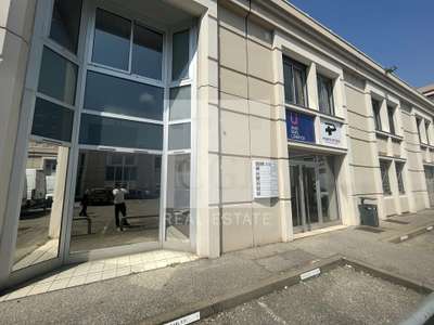 Bureaux modulables à louer à Villeurbanne