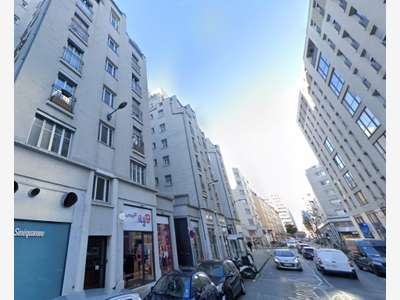 Bureaux 137m² en étage à louer à Villeurbanne