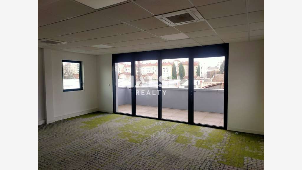 Bureaux à louer 115m² à Villeurbanne