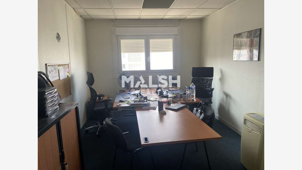 Bureaux à louer 125m² R+7 à Villeurbanne