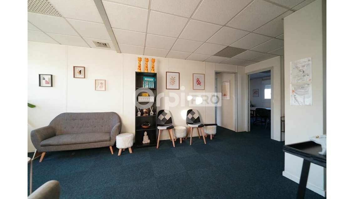 Bureaux de 125m² à louer à Villeurbanne