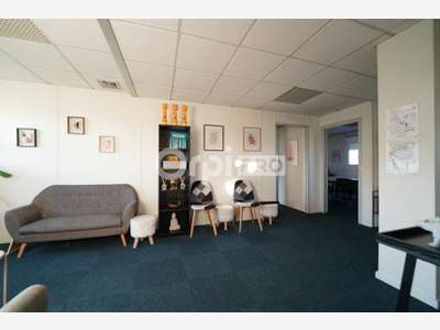 Bureaux de 125m² à louer à Villeurbanne