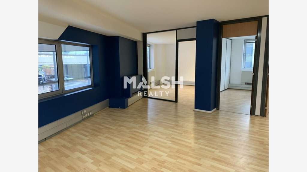 Bureaux à louer 134m² R+1 à Villeurbanne