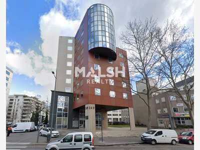 Bureaux à louer 134m² R+1 à Villeurbanne