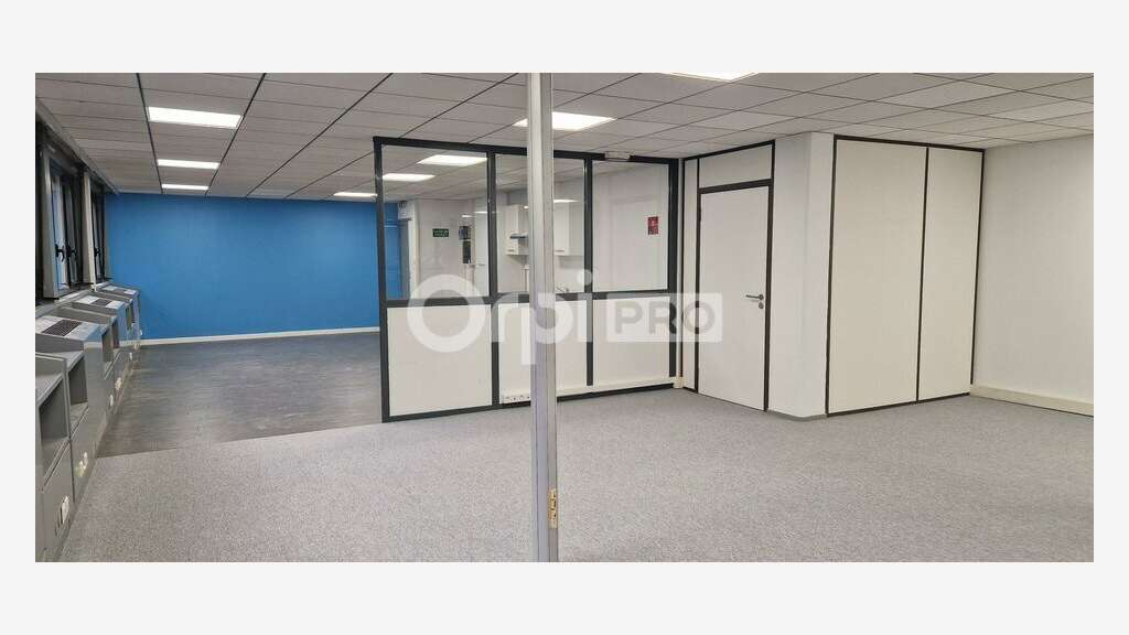 Bureaux 150m² à louer à Villeurbanne
