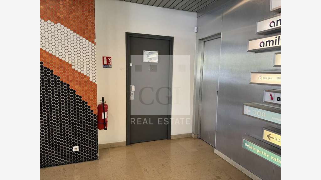 Bureaux 68m² à louer sur axe passant Villeurbanne