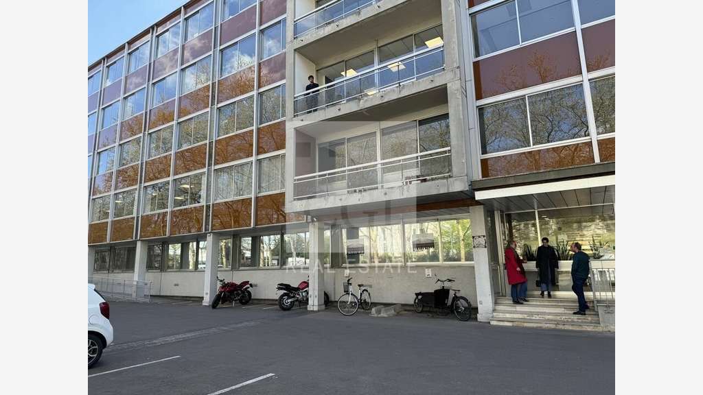 Bureaux 68m² à louer sur axe passant Villeurbanne