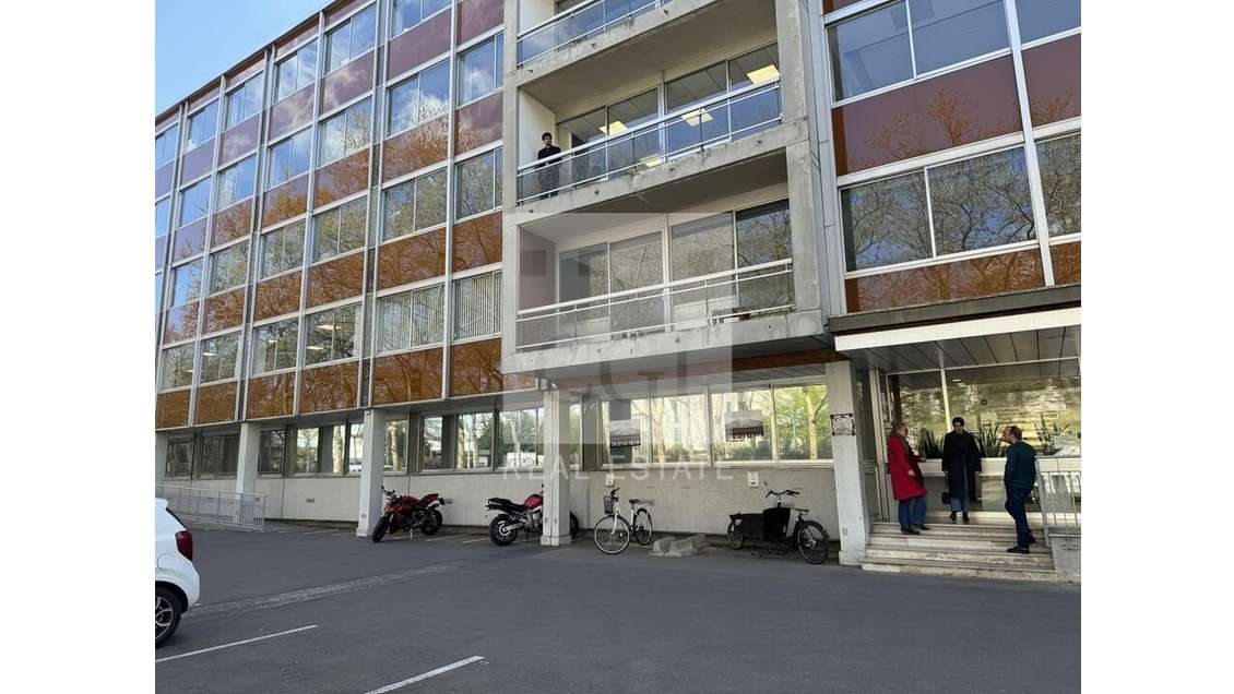 Bureaux 68m² à louer sur axe passant Villeurbanne