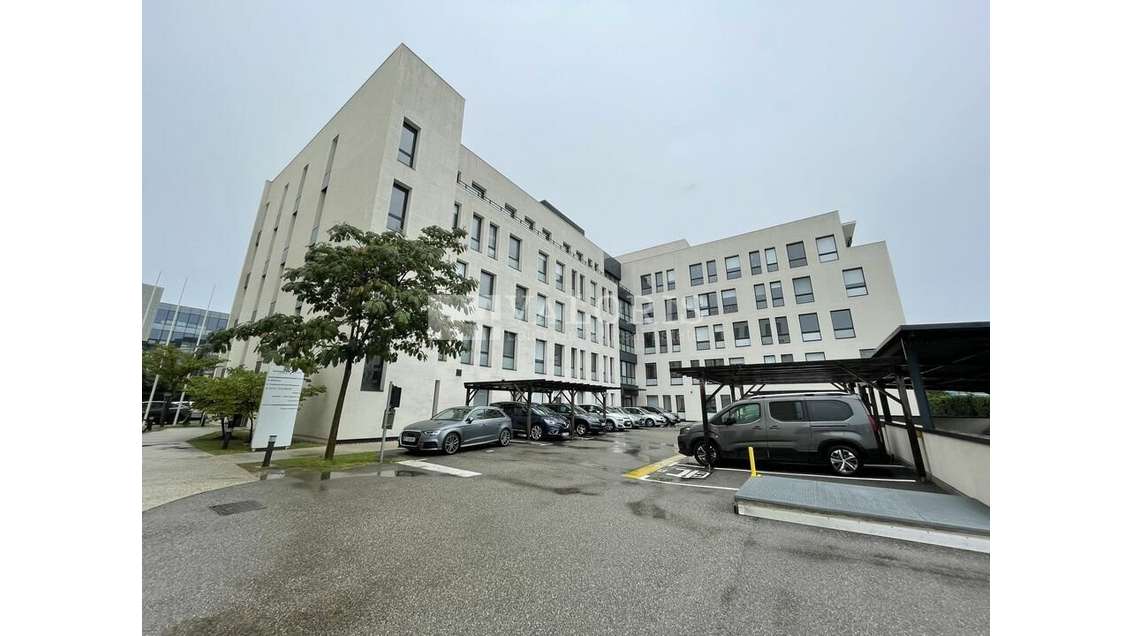VILLEURBANNE - BUREAUX à louer