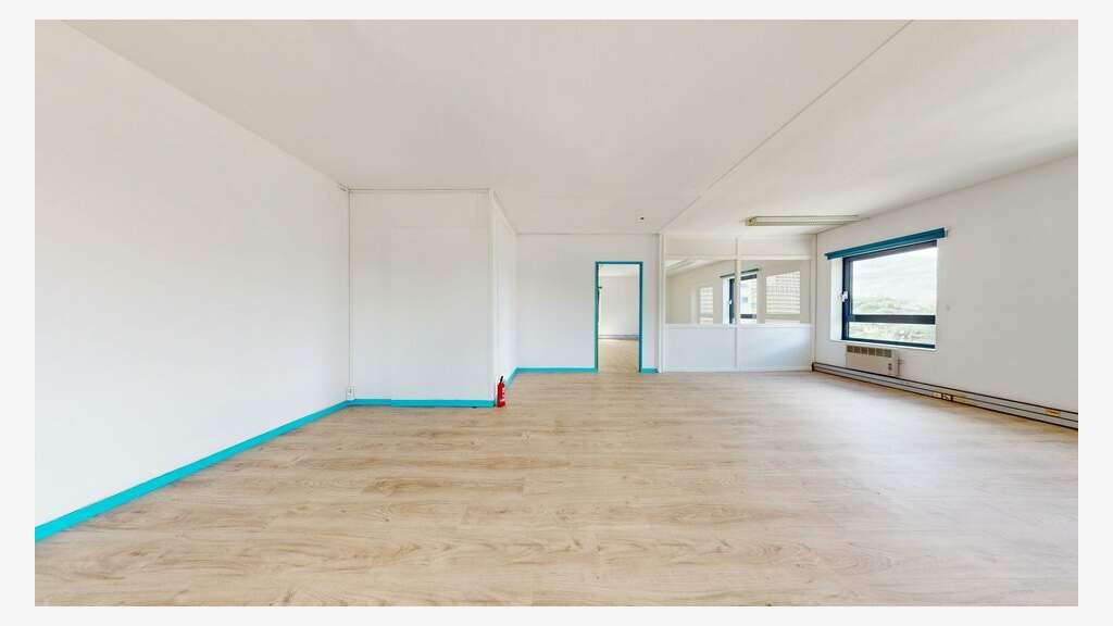 Bureaux divisibles 458m² à louer à Villeurbanne