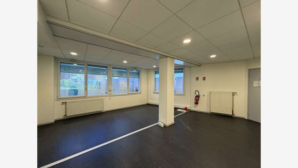 Bureaux de 367m² à louer Villeurbanne Emile Zola
