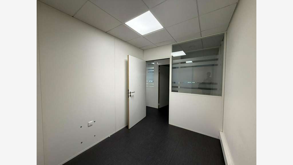 Bureaux de 367m² à louer Villeurbanne Emile Zola
