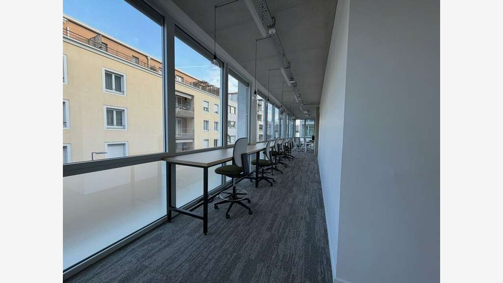 Bureaux neufs de 980m² à louer à Villeurbanne