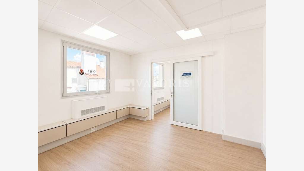 Bureaux 265m² R+5 à louer à Villeurbanne