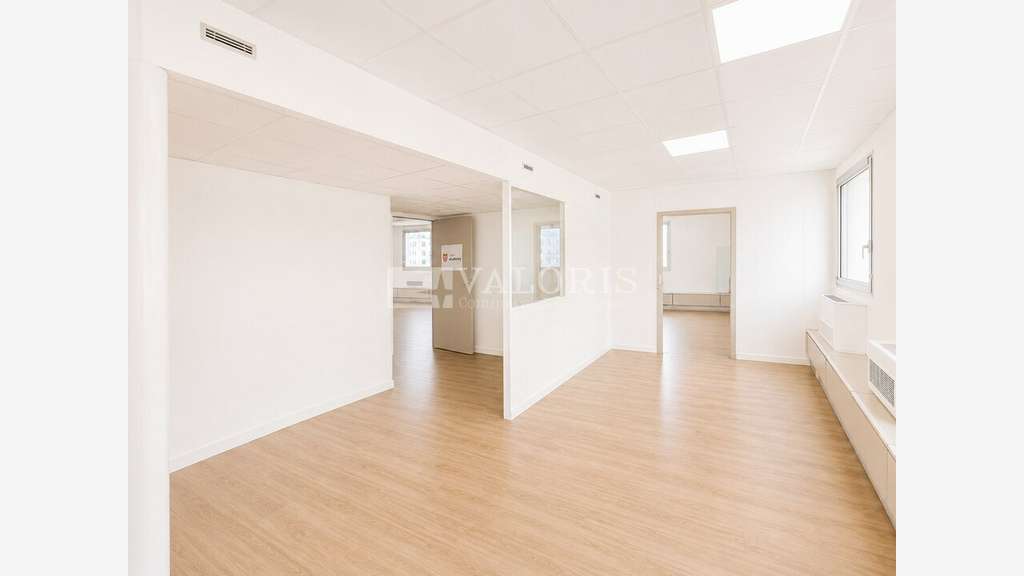 Bureaux 265m² R+5 à louer à Villeurbanne