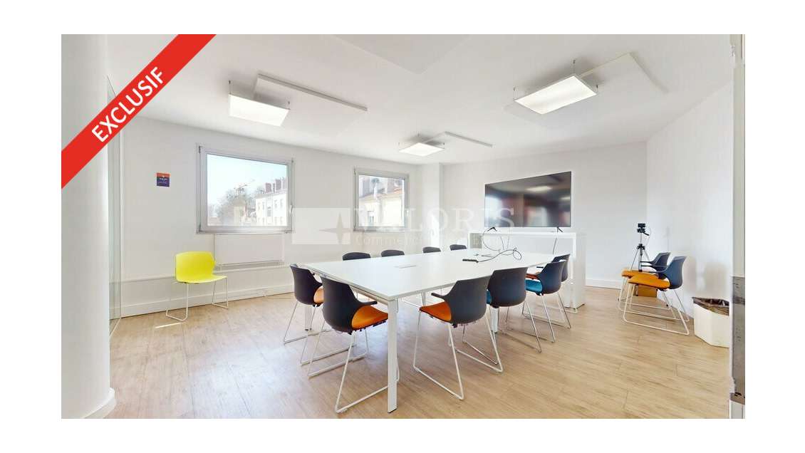 VILLEURBANNE - BUREAUX à louer