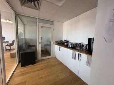 A louer bureaux de 83m² à Villeurbanne Charpennes