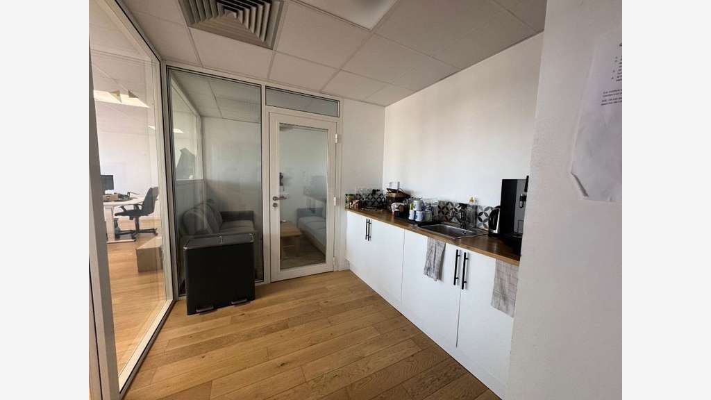 A louer bureaux de 83m² à Villeurbanne Charpennes