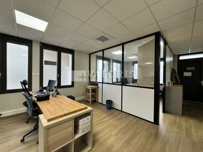 VILLEURBANNE - BUREAUX à louer