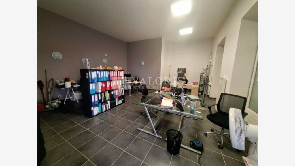 VILLEURBANNE - BUREAUX à louer
